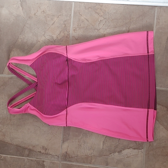 Lululemon Energy Tank Size 6 - Picture 1 of 7